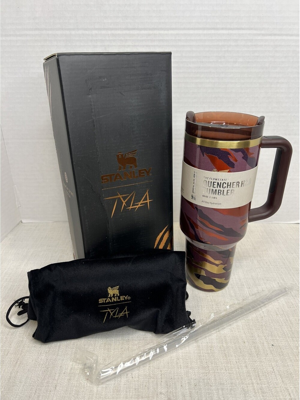 Stanley x Tyla Tyger 40oz Limited Edition Quencher Tumbler NEW!